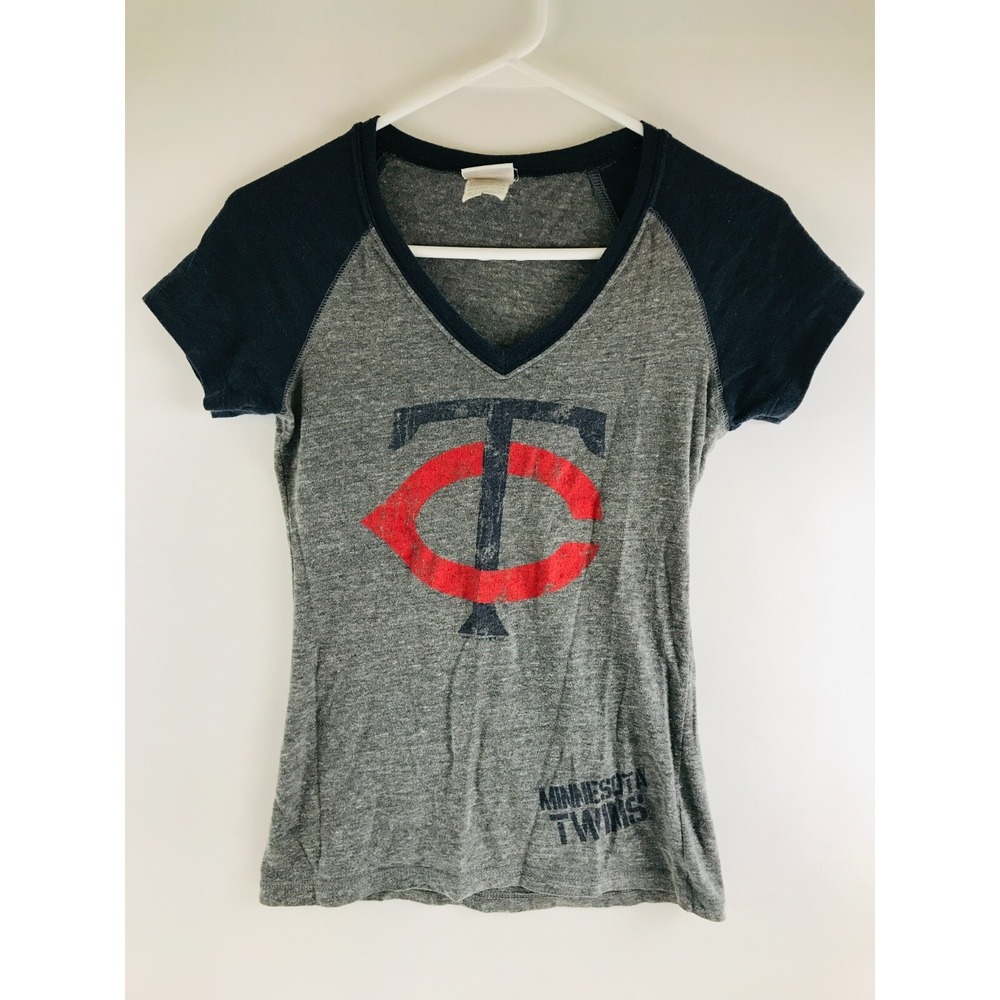 MN Twins T-Shirt Women's Size S Gray V-neck MLB *Minnesota Genuine Merchandise*